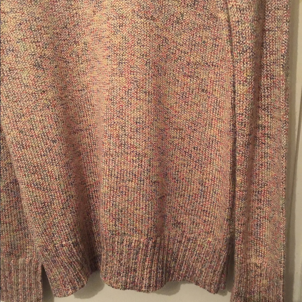Sweater - Picture 5 of 6